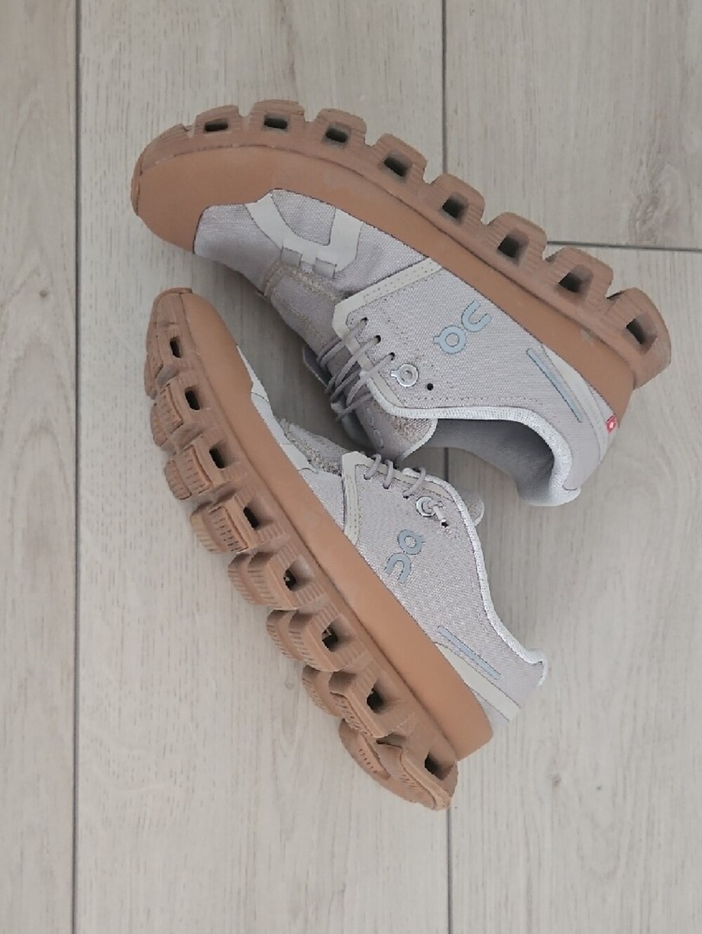 On Running Beige and Brown Trail Sneakers - Picture 5 of 5